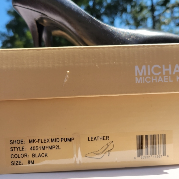 MICHAEL KORS Flex Leather Mid-Heel Pump Women's Size 8M - Picture 10 of 10